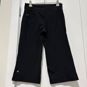 Lululemon Athletica Black Capris